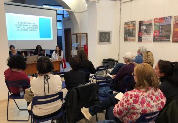 Violenza sulle donne: la formazione di Thamaia per riconoscerla e accogliere le richieste d&rsquo;aiuto