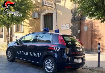 I Carabinieri intervengono di notte e scongiurano le conseguenze pi&ugrave; gravi di un principio di incendio