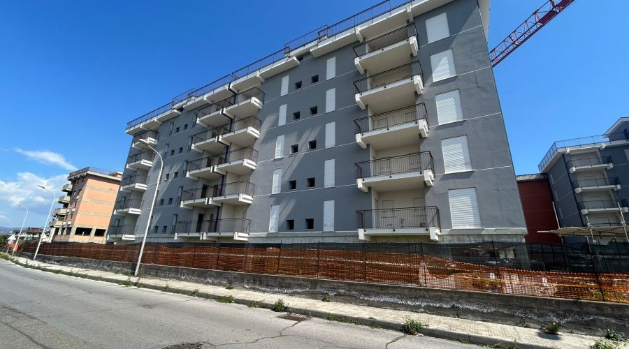 Giarre, bando alloggi popolari: la gara fissata per il 12 slitta “precipitosamente” al 19 luglio