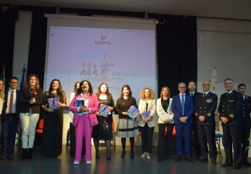 Riposto, la LNI premia le "donne a gonfie vele" 2024