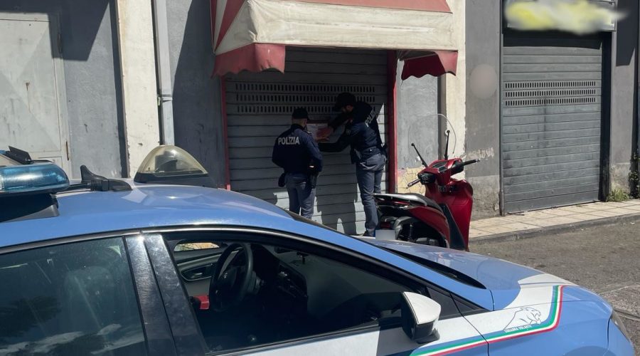 Sequestrato un centro scommesse illegale allestito in un garage
