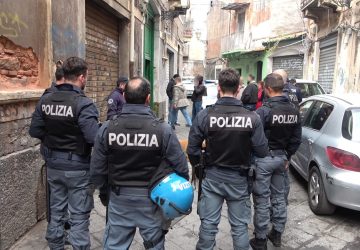Controlli a tappeto della polizia a San Berillo