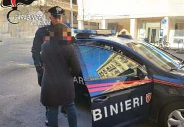 Arrestata per &ldquo;rapina in concorso e lesioni aggravate&rdquo; e denunciata per &ldquo;false attestazione dell&rsquo;identit&agrave;"