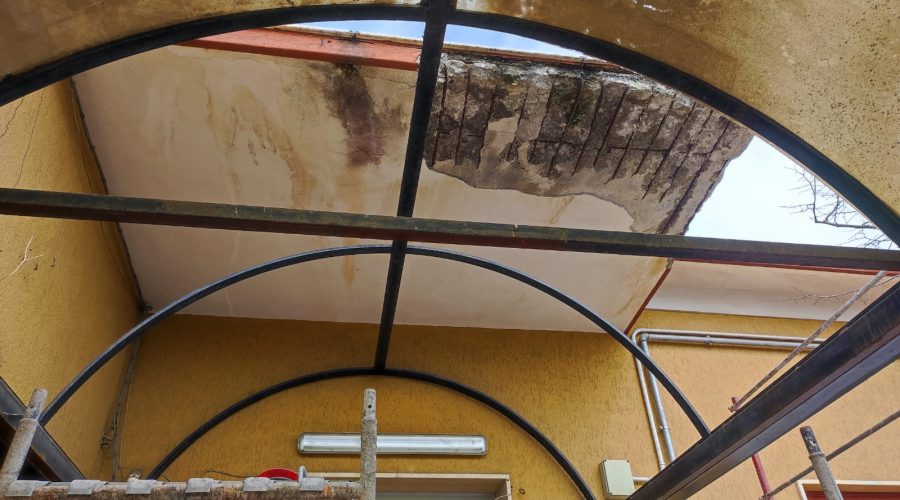 Giarre, manutenzioni in diversi plessi di Trepunti e al Cpa. L’assessore Santonoceto: “La sicurezza delle scuole, prima di tutto”