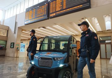 Rubano circa 750 kg di rame dalla linea ferroviaria: 3 uomini arrestati dalla Polizia