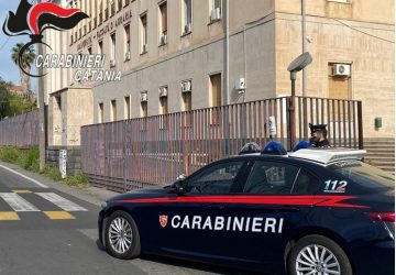 Tenta il furto all’Università, arrestato dai Carabinieri