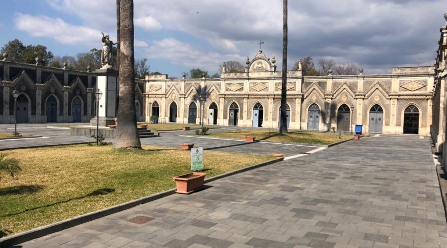 Aci Sant’Antonio, zone d’ombra sul project financing del cimitero: “Serve massima trasparenza”