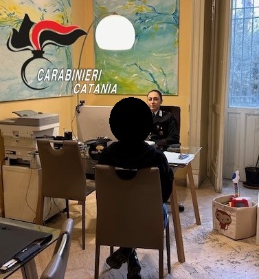 Maltrattamenti in famiglia ed estorsione, arrestato un 30enne