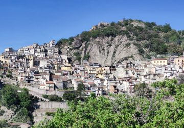 Il sindaco di Motta Camastra chiede la riqualificazione delle Gole dell&rsquo;Alcantara