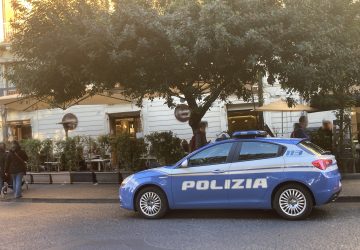 Donna russa deferita per oltraggio e resistenza