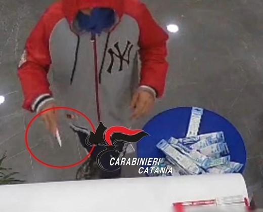 Beccato rapinatore seriale: era diventato l’incubo dei commercianti VIDEO