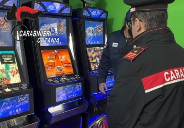Controlli dei Carabinieri agli esercizi pubblici: denunciato il titolare di un chiosco