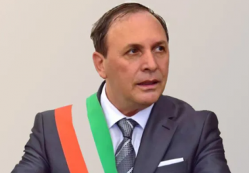 Operazione "Athena", tra gli indagati c'&egrave; anche il sindaco di Patern&ograve;, Naso