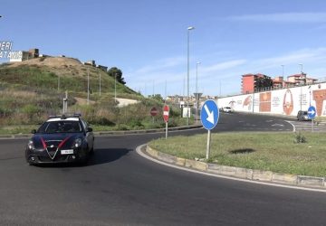 Minore in comunit&agrave; per detenzione ai fini di spaccio di sostanze stupefacenti