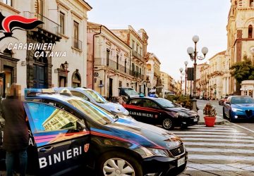 Acireale, minacce di morte e aggressioni fisiche all'ex convivente: scatta il divieto di avvicinamento