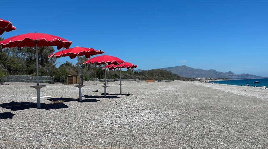Litorale jonico, incertezze sulla nuova stagione balneare