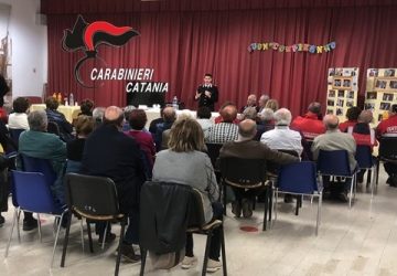 Prevenzione delle truffe ai danni di anziani e non solo. L&rsquo;Arma incontra i Carabinieri in congedo e gli iscritti del locale centro diurno per anziani.