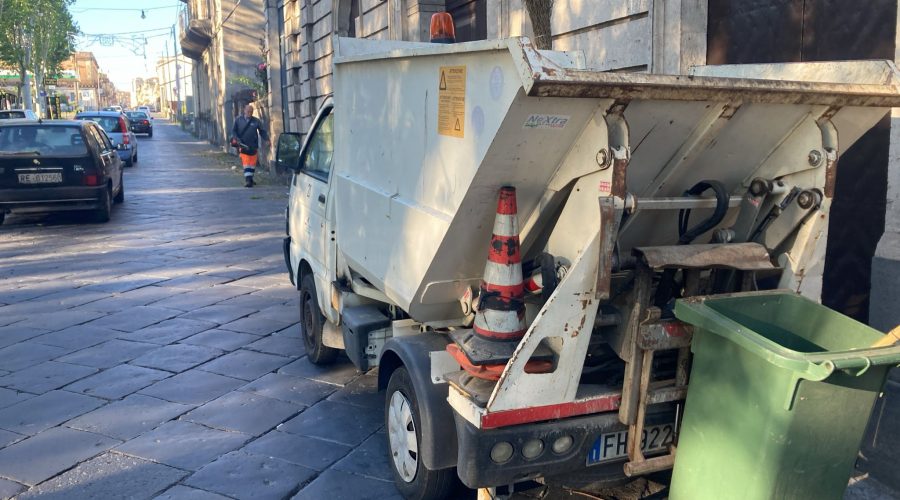 Giarre, interventi di diserbo e disinfestazione nel territorio