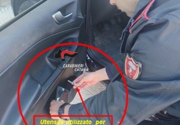 Ladri di fari in azione &ldquo;disturbati&rdquo; dai Carabinieri