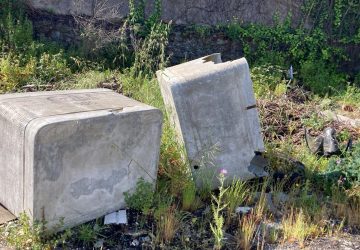 Giarre, allarme eternit nel greto del torrente Macchia. Diffida della Prefettura