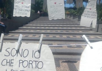 Violenza di genere, l'associazione Rh&eacute;a rinnova il proprio impegno