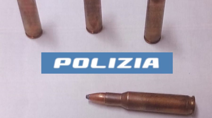 Passeggero con proiettili in valigia denunciato dalla Polizia