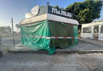 Riposto, i carabinieri sequestrano il chiosco di piazza del Commercio: ristrutturazione abusiva