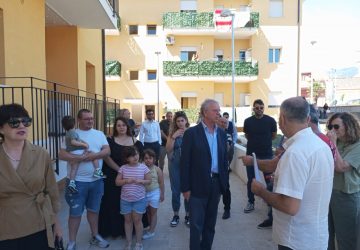 Fiumefreddo, consegnati gli alloggi popolari a Ponteboria