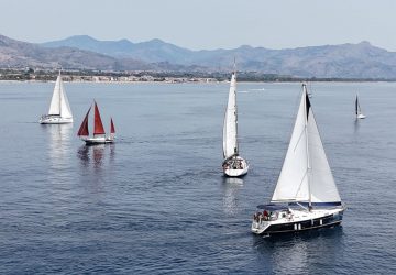 Riposto, la barca &ldquo;Tette&rdquo; dell&rsquo;armatore Pippo Sorbello vince la veleggiata in onore di San Pietro