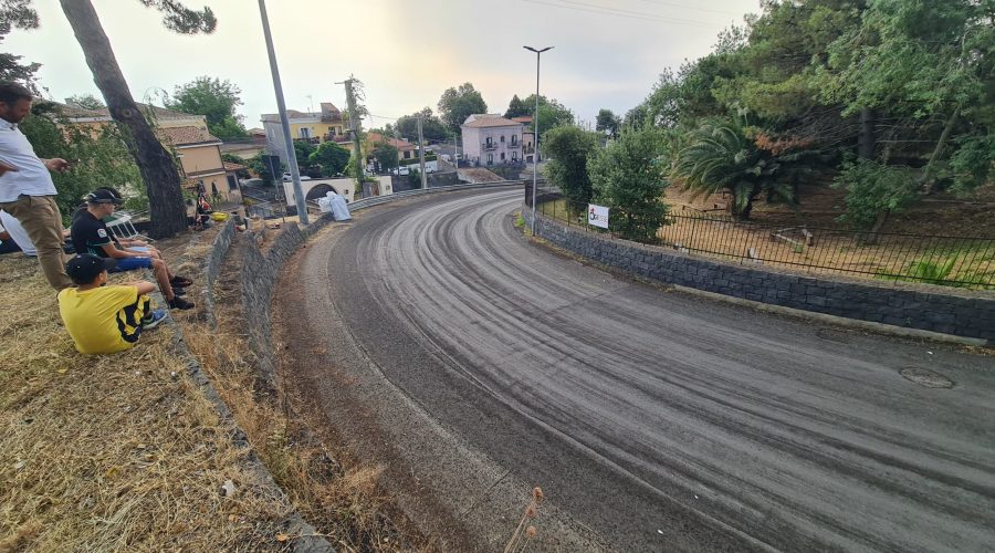 Cronoscalata Giarre Montesalice Milo, l’Etna blocca la corsa. Gara rinviata a data da destinarsi