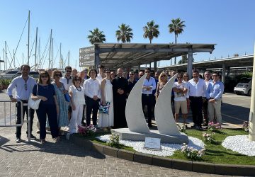Inaugurato al Marina di Riposto monumento dedicato alla memoria di Pippo Zappal&agrave;