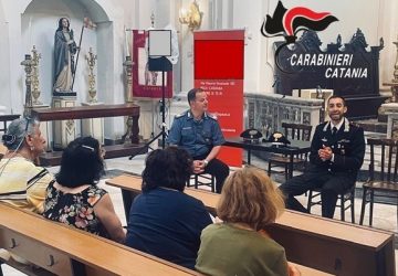 Lezione dei Cc sui pericoli delle truffe agli anziani