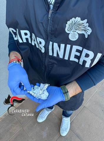 Smantellata dai Carabinieri una piazza di spaccio