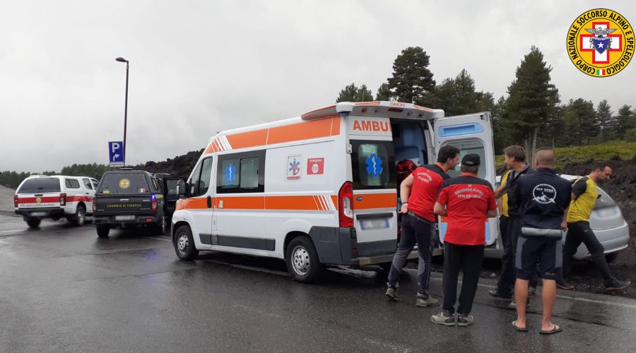 Etna, soccorso a ciclista a quota 2500 metri slm
