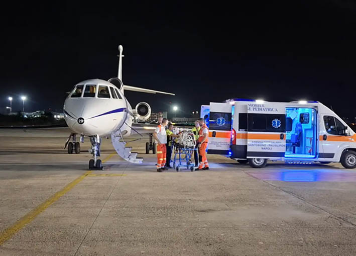 Falcon 50 trasporta paziente in imminente pericolo di vita, salvato un uomo di Catania