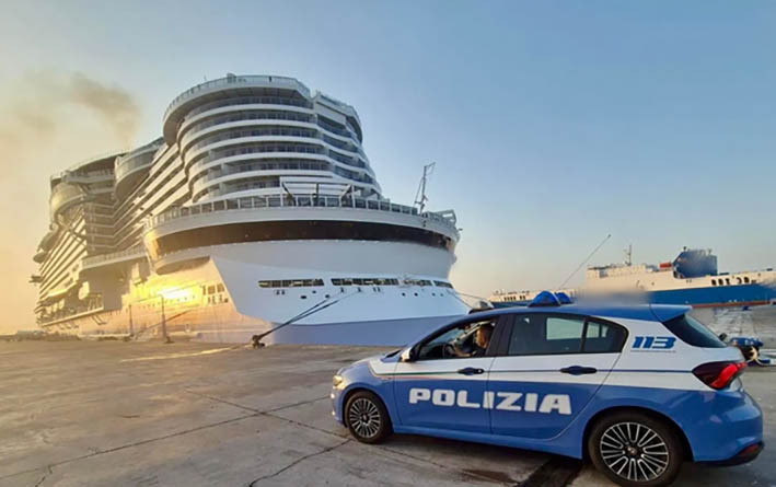 Offrivano escursioni ai croceristi senza essere autorizzati: proposto il Daspo urbano