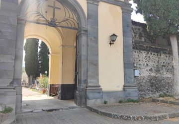 Cimitero di Randazzo: loculi esauriti e cittadini esasperati