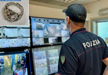 Ruba un anello ai controlli in aeroporto: denunciata 40enne