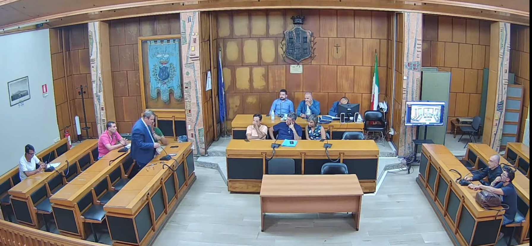 Giarre, la crisi politica si infiamma: Salvo Cantarella difende il Presidente del Consiglio Barbagallo