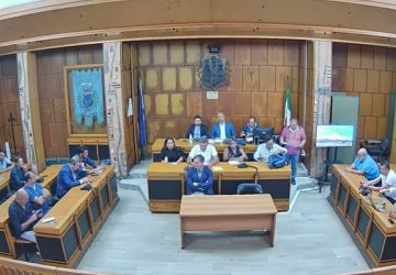 Giarre, il sindaco Cantarella ha presentato in Consiglio comunale la sua relazione annuale