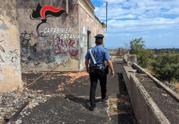 Scoperta mini banda di spacciatori. Tra loro un 15enne