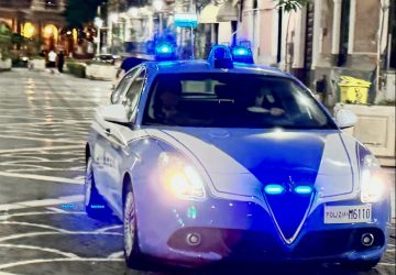 Tentano di dare fuoco ad una ragazza: fermate due donne per tentato omicidio pluriaggravato VIDEO