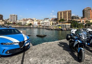 Palpeggia una 15enne: arrestato 28enne