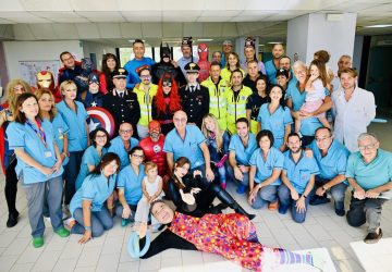 Acireale, murale consegnato all'ospedale Santa Marta e Santa Venera