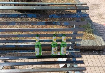 Giarre, alunna si ferisce ad un piede con bottiglia rotta in piazza San Giovanni Bosco. Protestano le mamme