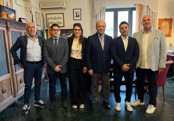Fiumefreddo, il sindaco Torrisi rinnova la Giunta