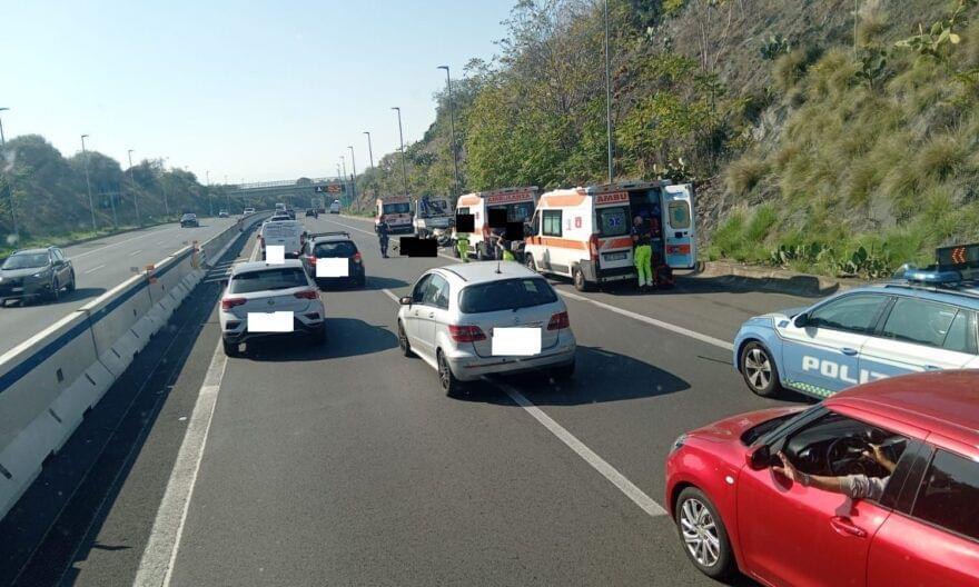 Tragico incidente sulla Tangenziale di Catania: vittima un motociclista