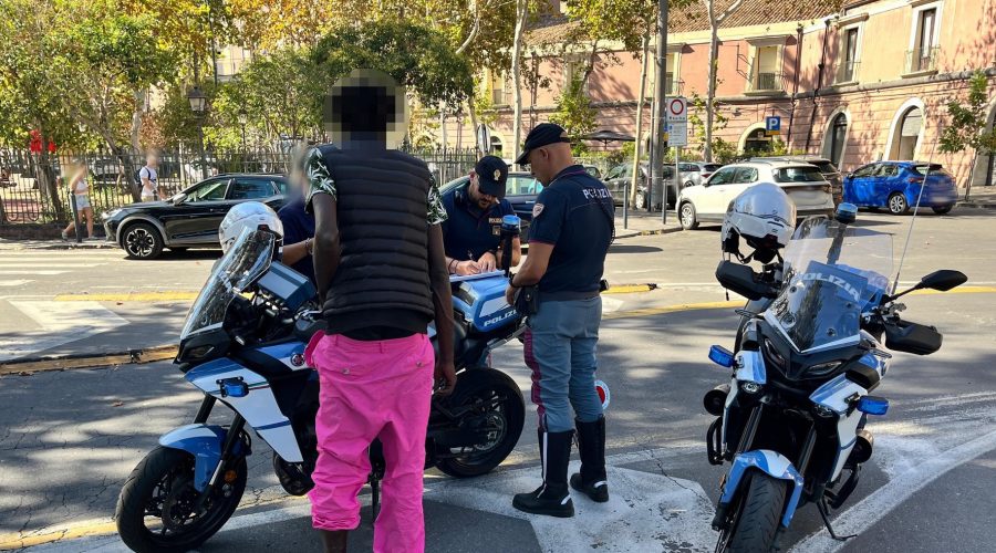 Pugno duro contro il fenomeno dei parcheggiatori abusivi: denunciati in sette