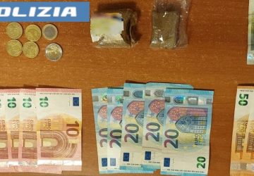 Beccato con la droga nel marsupio: arrestato pusher
