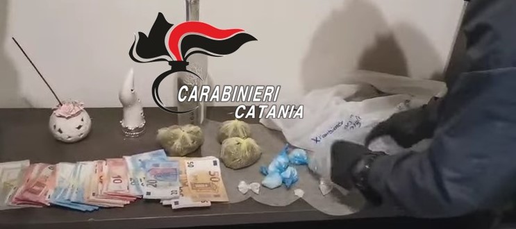 Scovato market della droga a San Cristoforo: arrestato pusher 24enne VIDEO